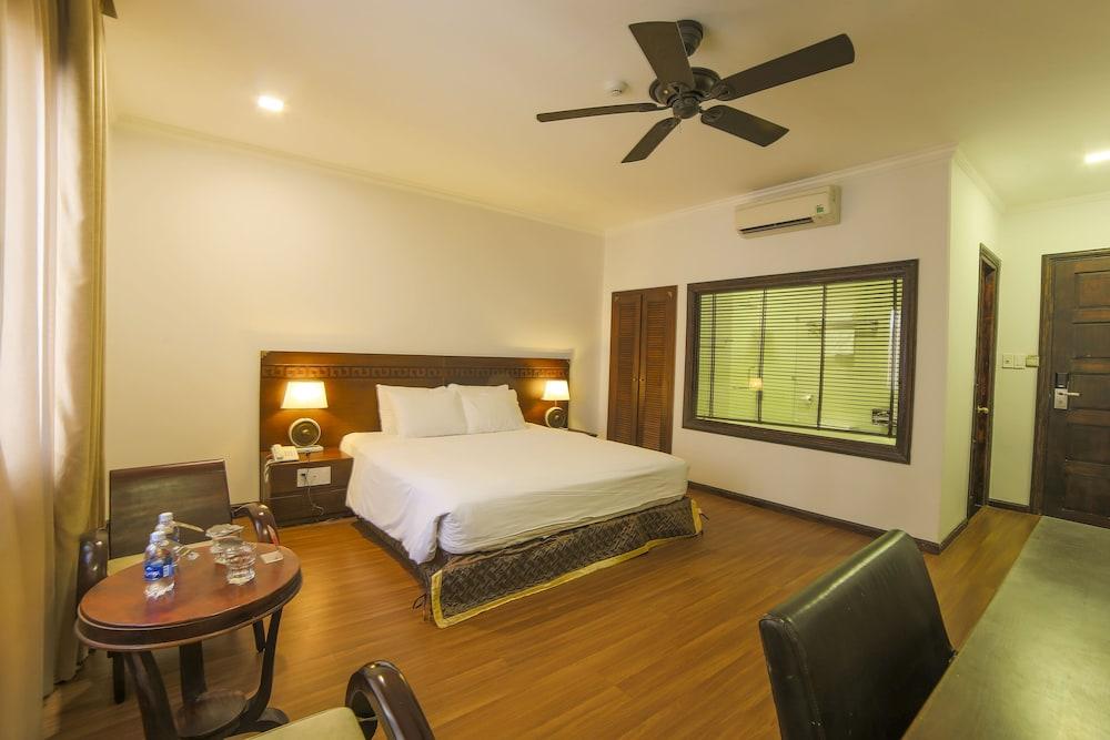 Chu Hotel Da Nang Exterior photo